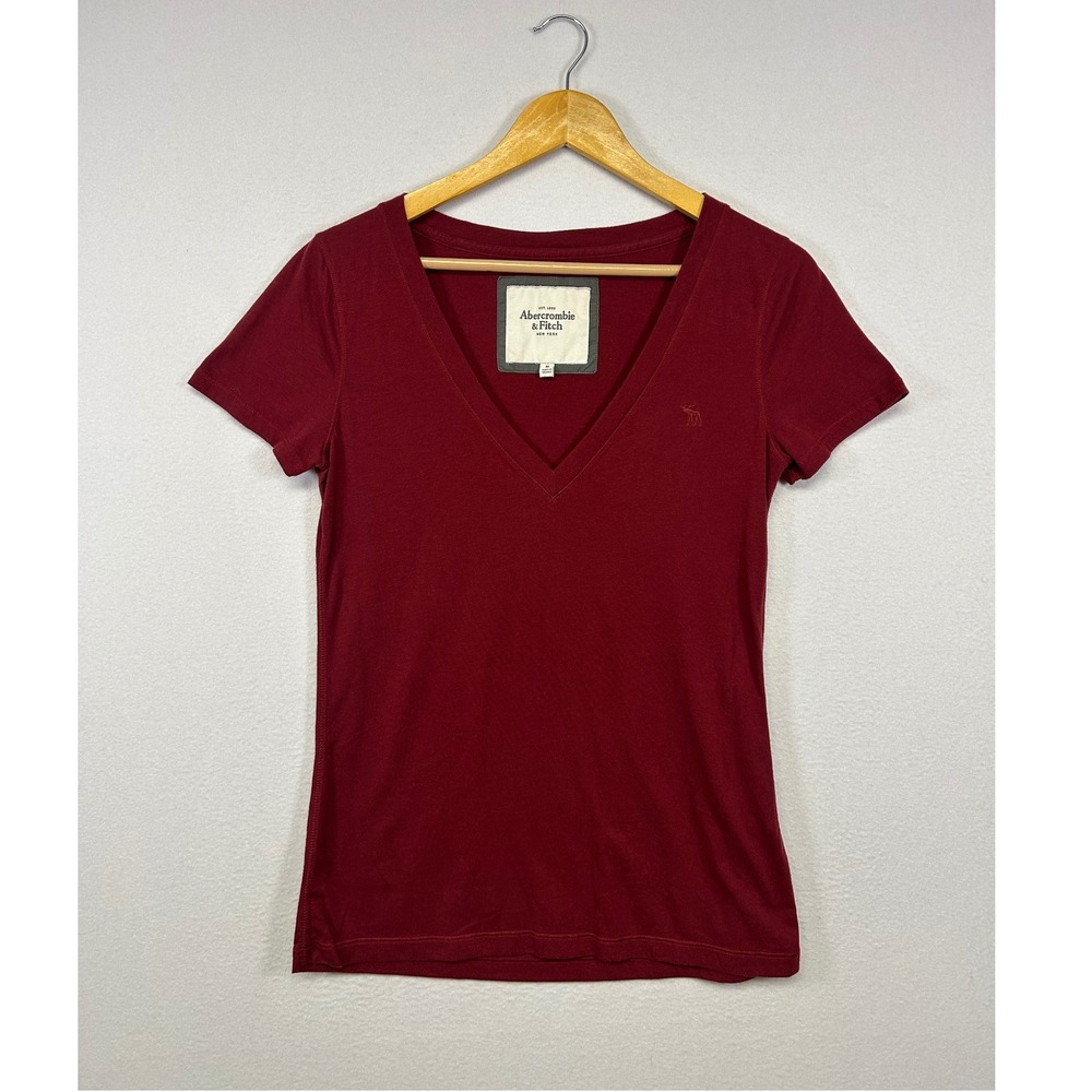 Preppy Y2K Abercrombie & Fitch Womens Med Burgundy V-Neck‎ Short Sleeve Logo Tee